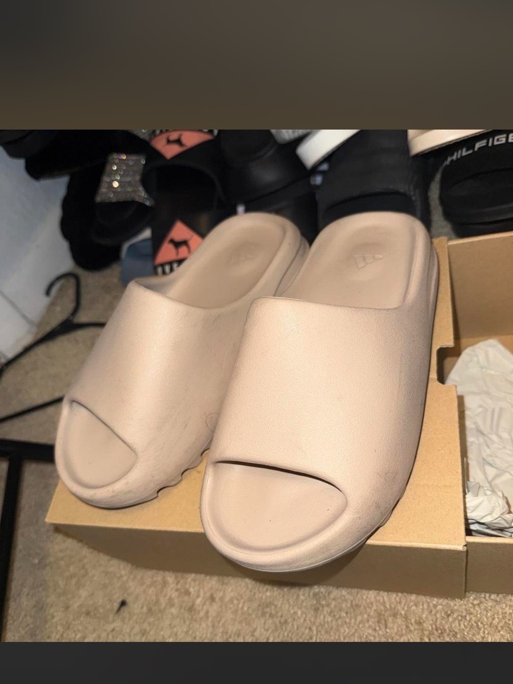 Yeezy Slide in Pure Neutral
